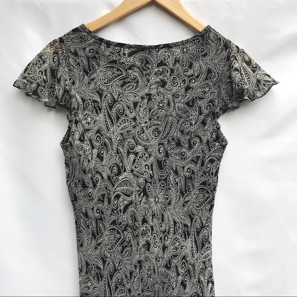 Printed Maxi Dress - Picture 8 of 16